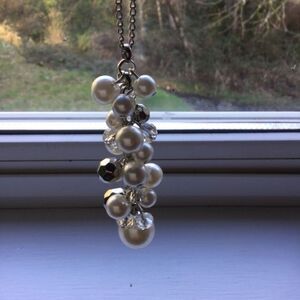 Paparazzi Necklace & Matching Earrings‎